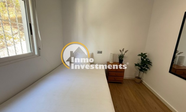 Gebrauchtimmobilien - Reihenhaus - Villamartin