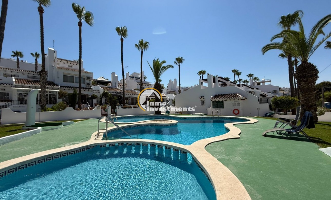 Gebrauchtimmobilien - Reihenhaus - Villamartin