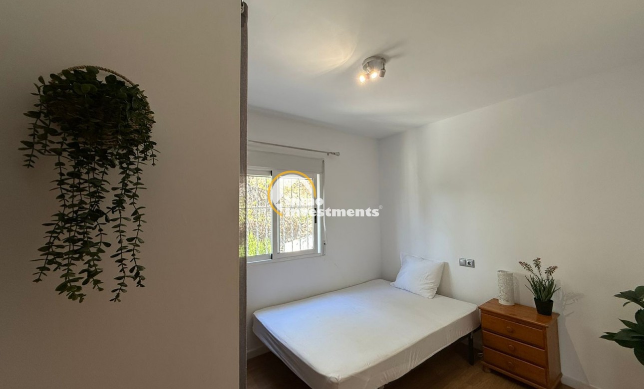 Gebrauchtimmobilien - Reihenhaus - Villamartin