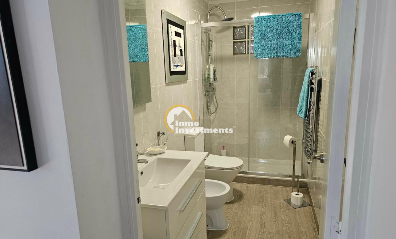 Gebrauchtimmobilien - Villa - La Marina