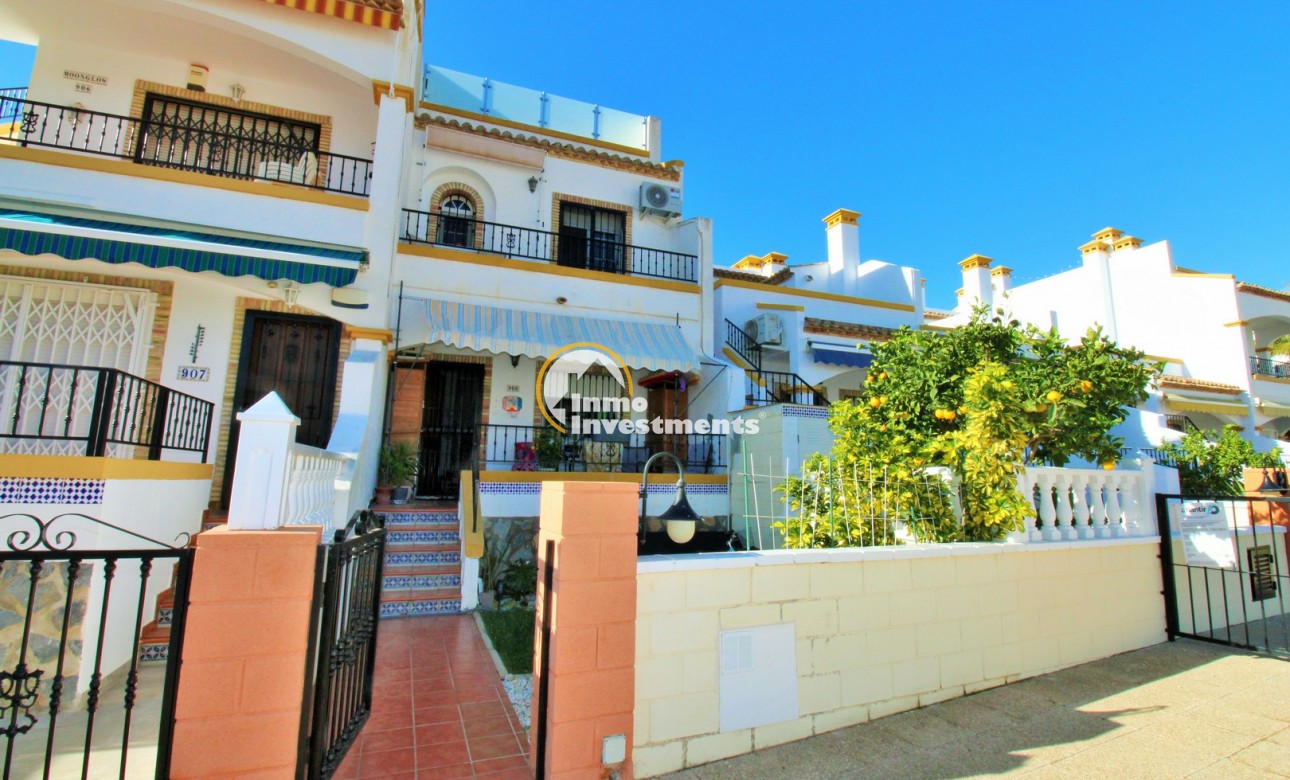 Gebrauchtimmobilien - Reihenhaus - Villamartin - Los Dolses