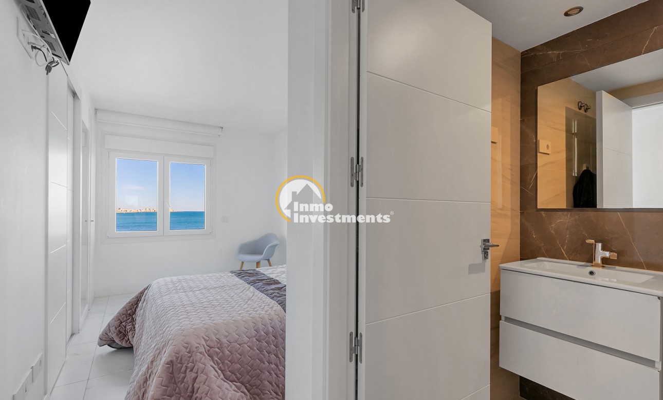 Resale - Apartment - Torrevieja - Punta Prima