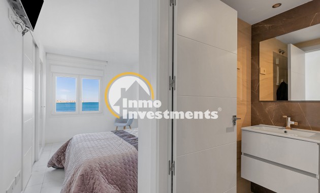 Resale - Apartment - Torrevieja - Punta Prima