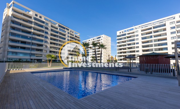 Resale - Apartment - Torrevieja - Punta Prima
