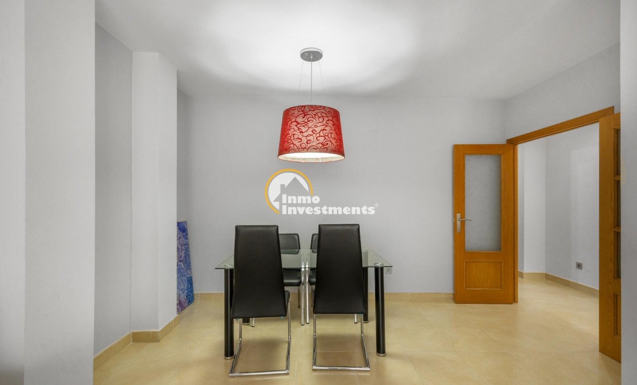 Resale - Apartment - Torrevieja