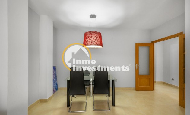 Resale - Apartment - Torrevieja