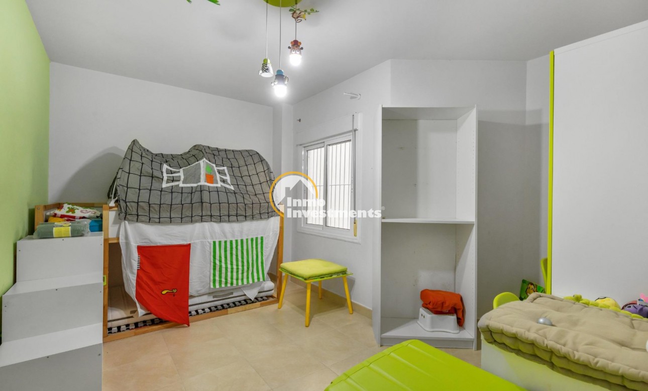 Resale - Apartment - Torrevieja