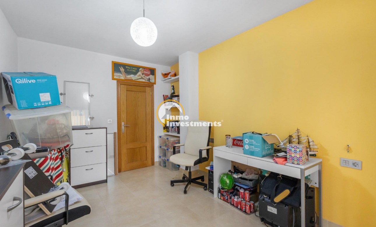 Resale - Apartment - Torrevieja