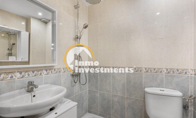 Resale - Apartment - Torrevieja