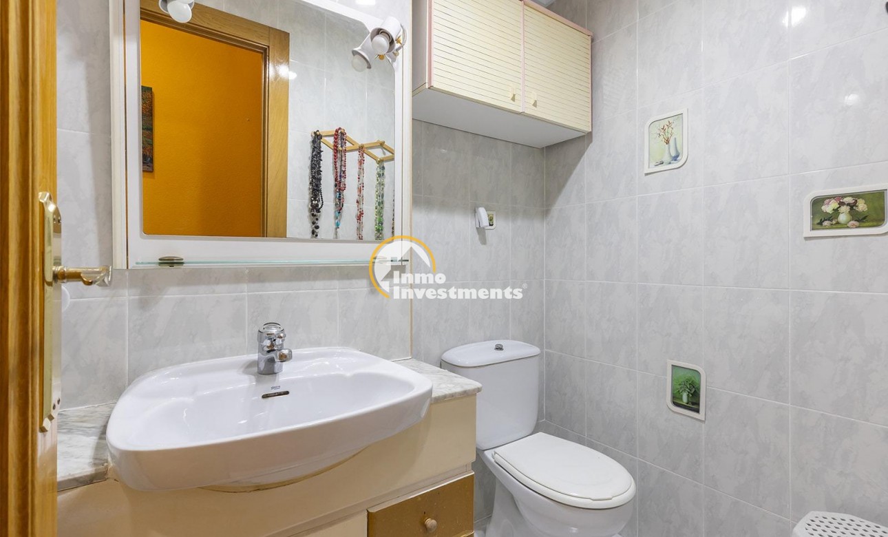 Gebrauchtimmobilien - Apartment - Torrevieja - Estacion de autobuses
