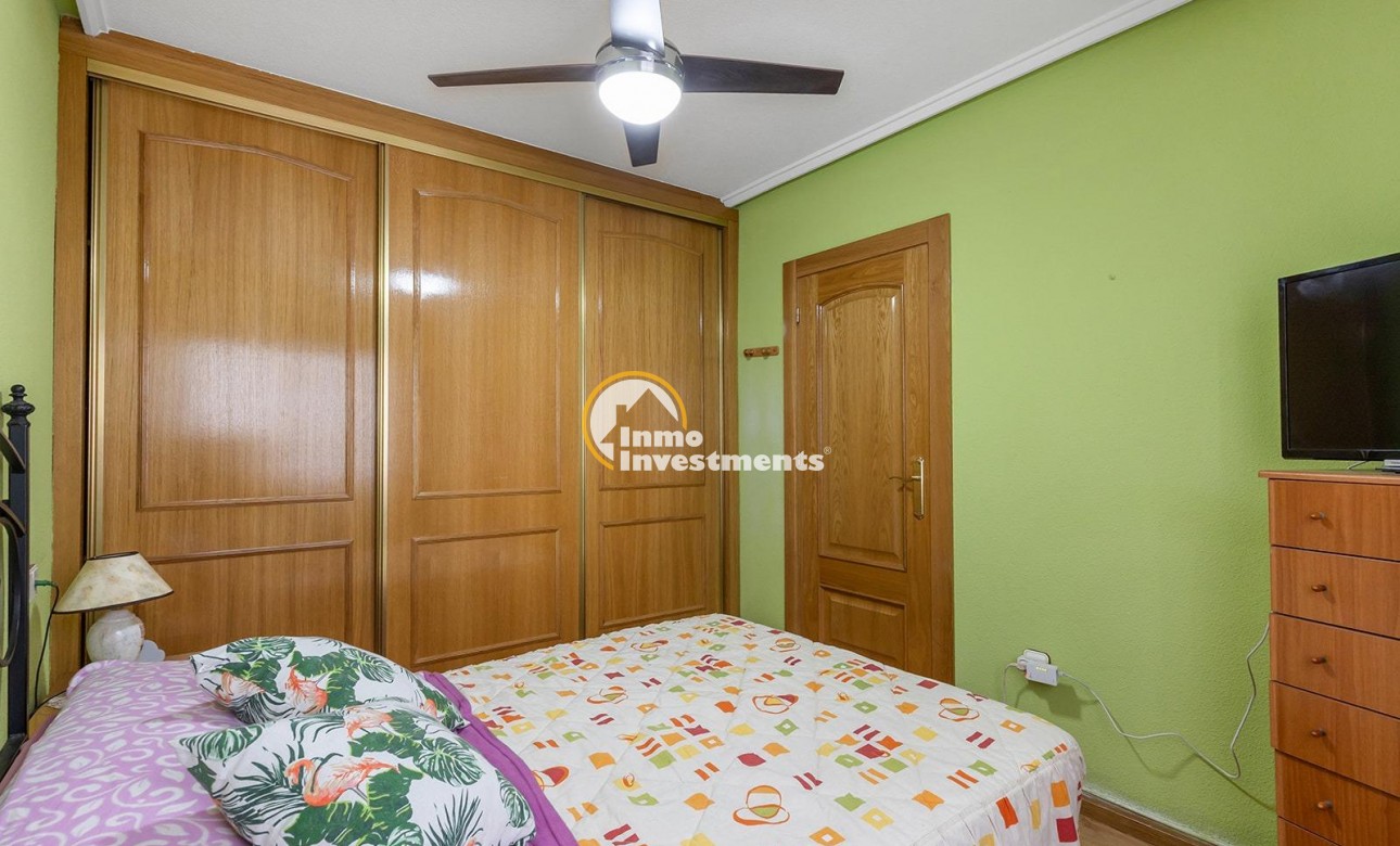 Gebrauchtimmobilien - Apartment - Torrevieja - Estacion de autobuses