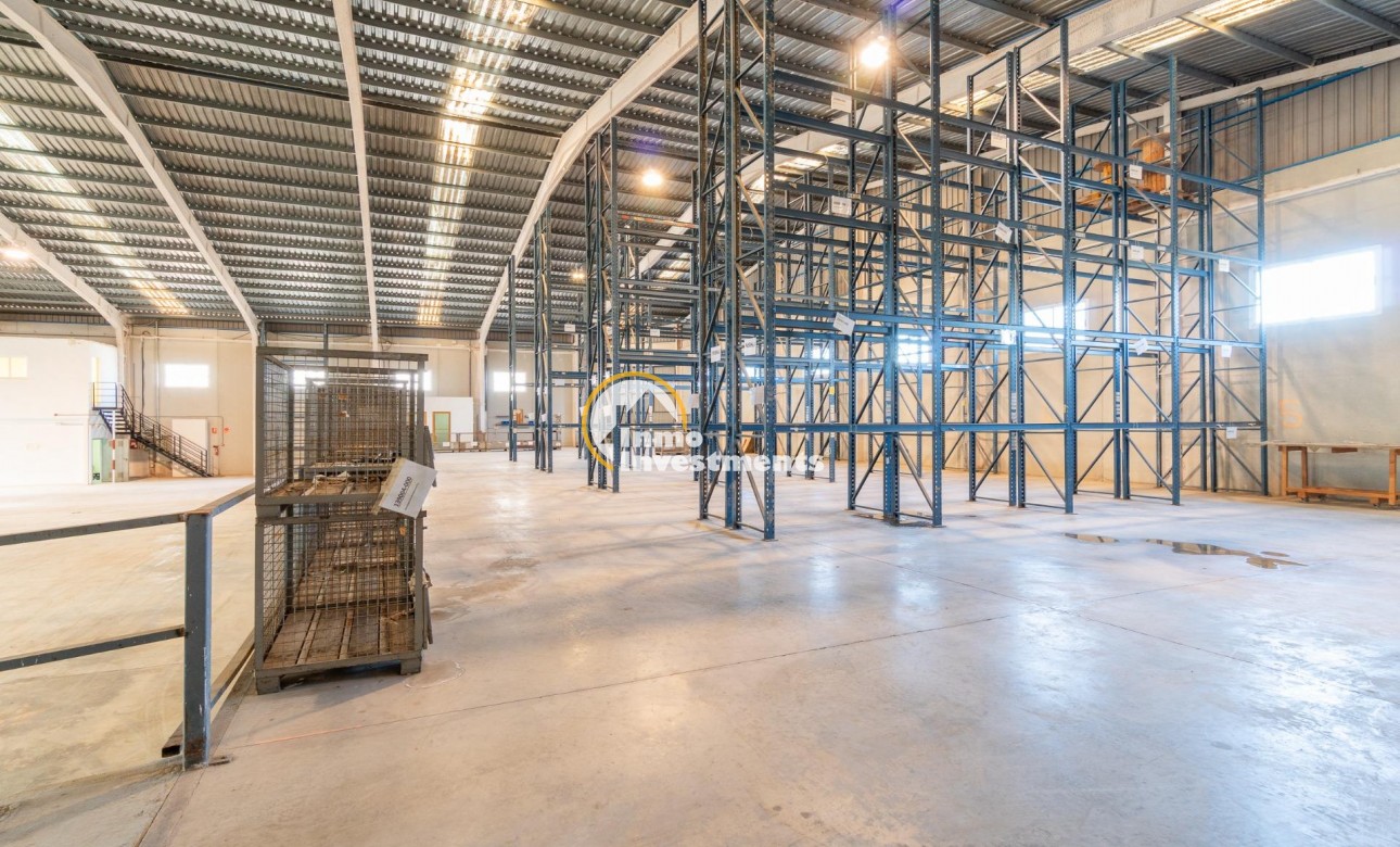Long term rental - Commercial - Pilar de la Horadada - Polígono industrial Cañada de Práez