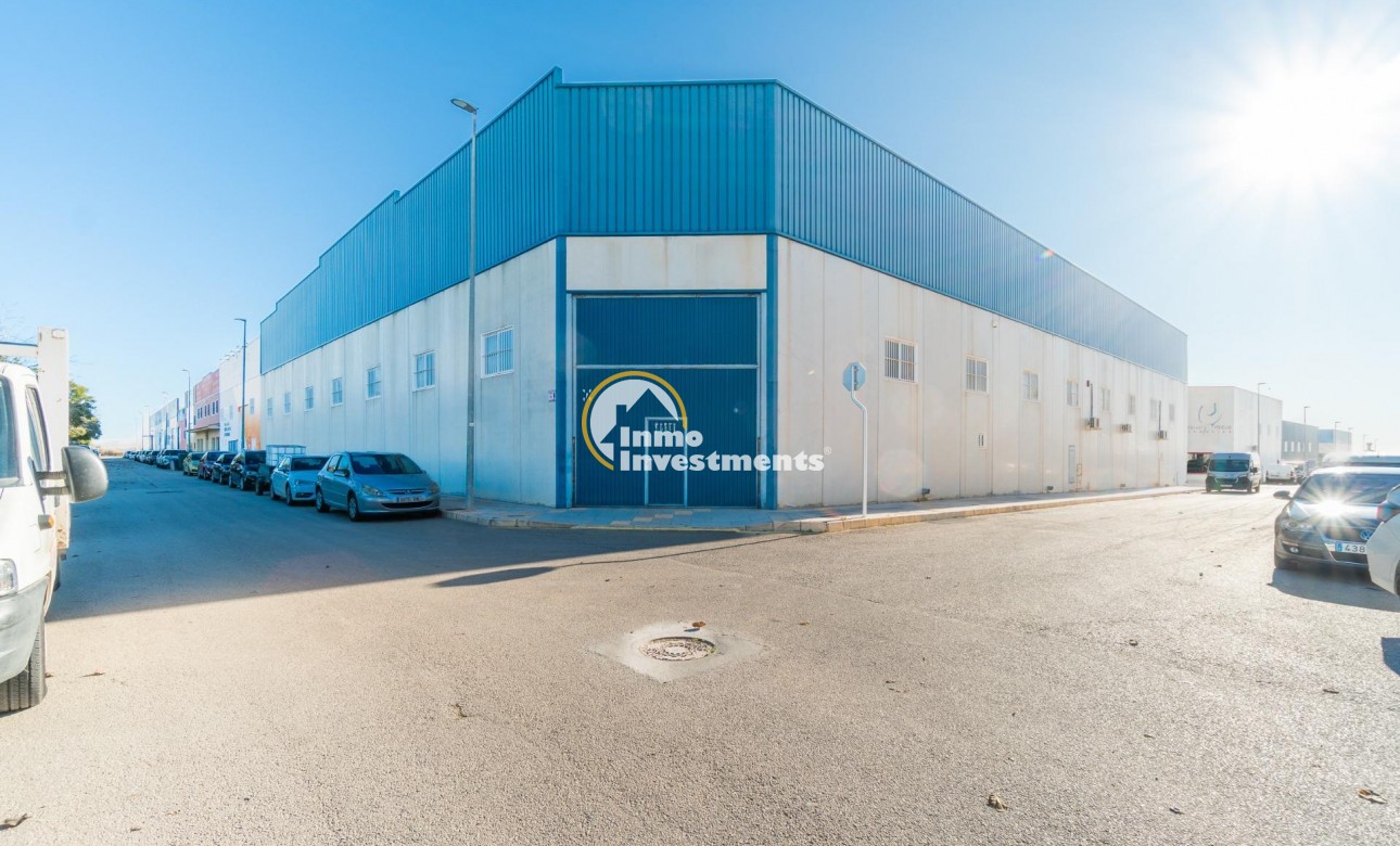 Long term rental - Commercial - Pilar de la Horadada - Polígono industrial Cañada de Práez