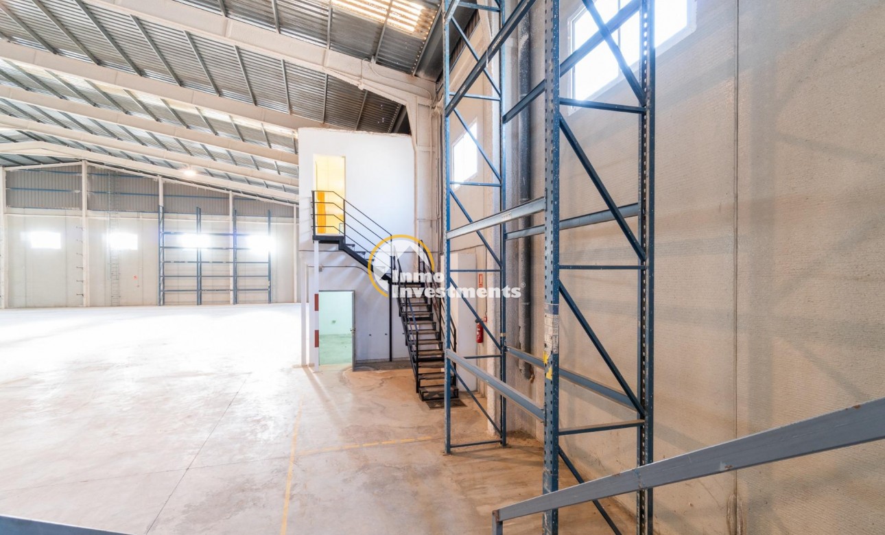 Long term rental - Commercial - Pilar de la Horadada - Polígono industrial Cañada de Práez
