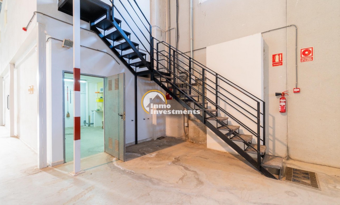 Long term rental - Commercial - Pilar de la Horadada - Polígono industrial Cañada de Práez
