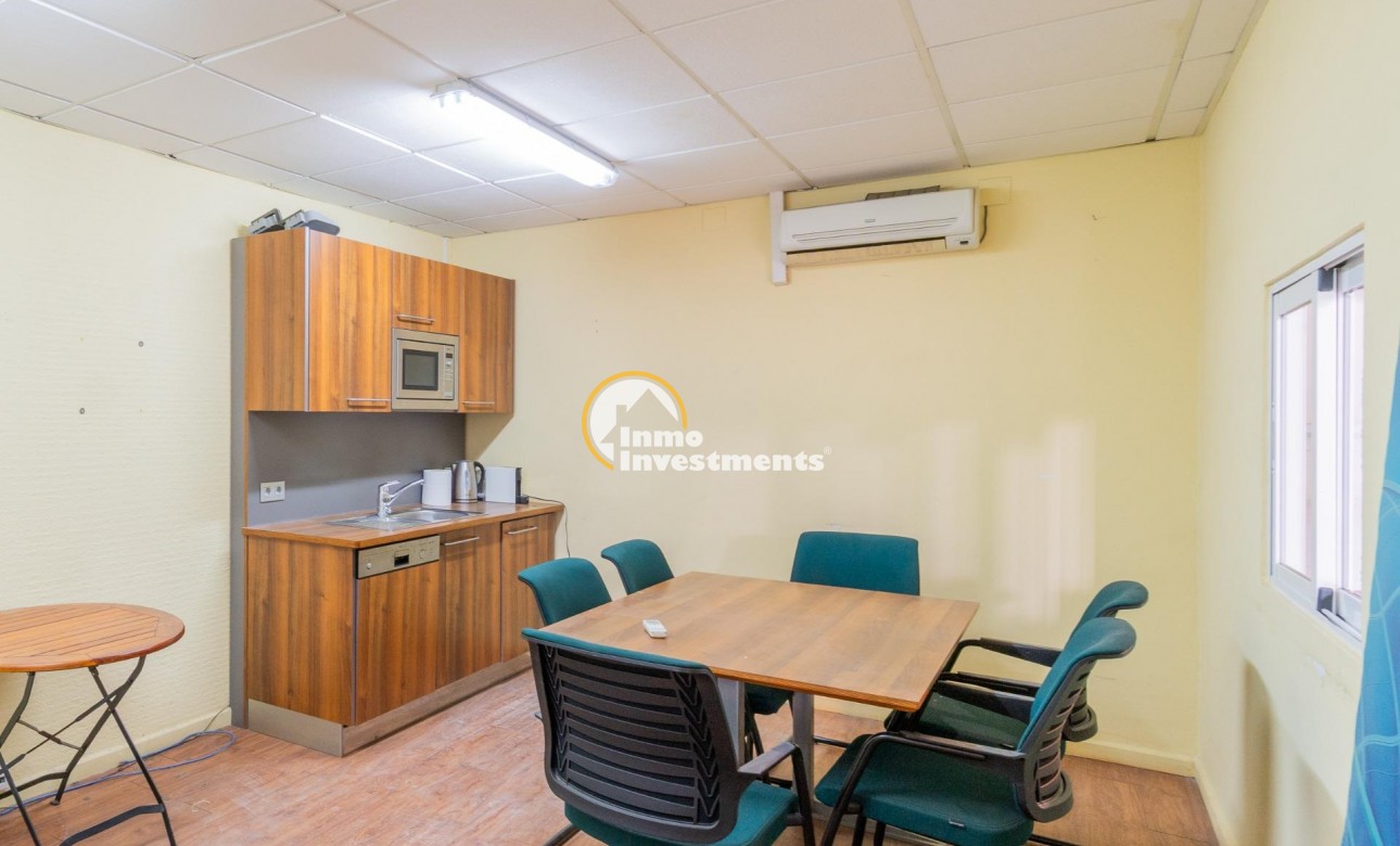 Long term rental - Commercial - Pilar de la Horadada - Polígono industrial Cañada de Práez