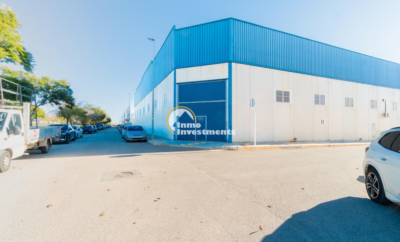 Long term rental - Commercial - Pilar de la Horadada - Polígono industrial Cañada de Práez