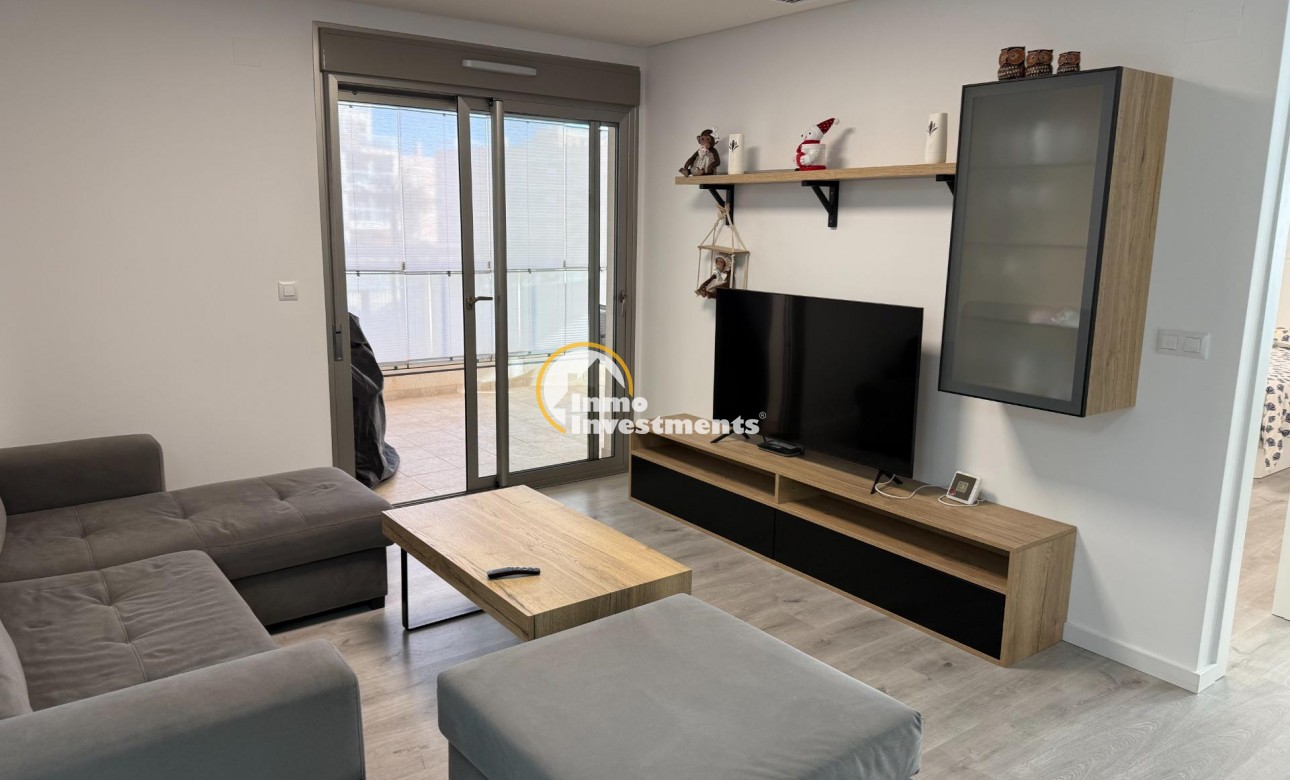 Resale - Apartment - Orihuela Costa - Los Dolses