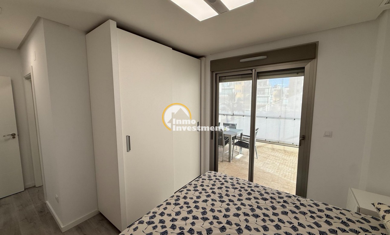 Resale - Apartment - Orihuela Costa - Los Dolses