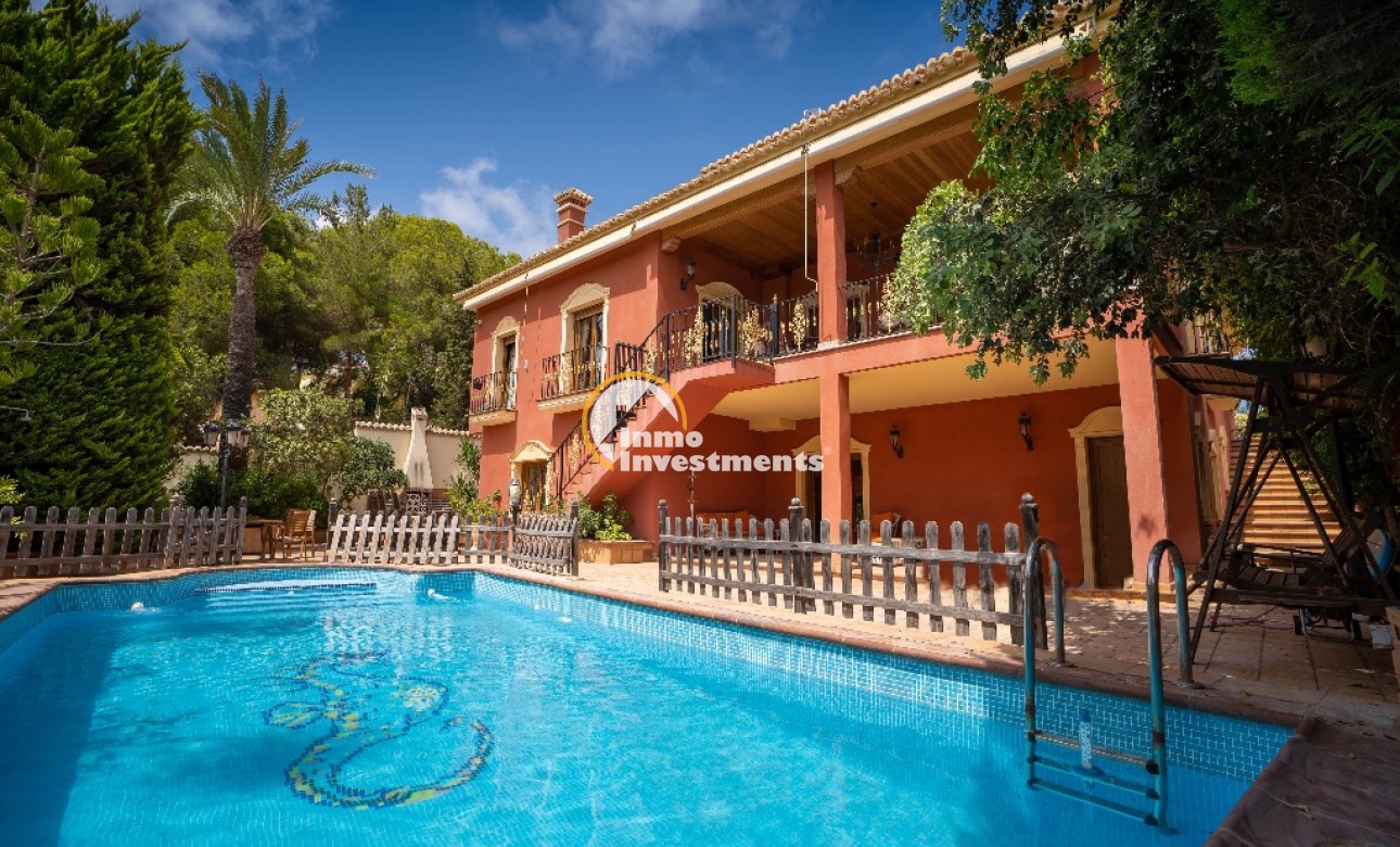 Resale - Villa - Campoamor - Campoamor beach