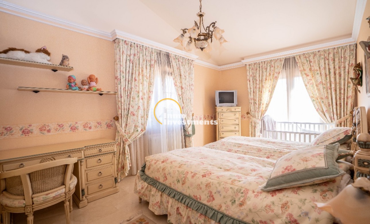 Resale - Villa - Campoamor - Campoamor beach