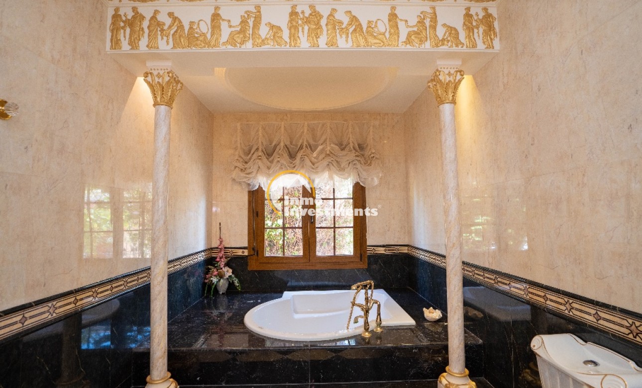 Resale - Villa - Campoamor - Campoamor beach