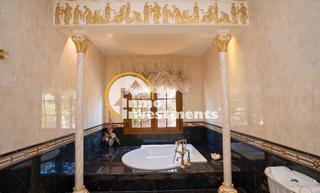 Resale - Villa - Campoamor - Campoamor beach