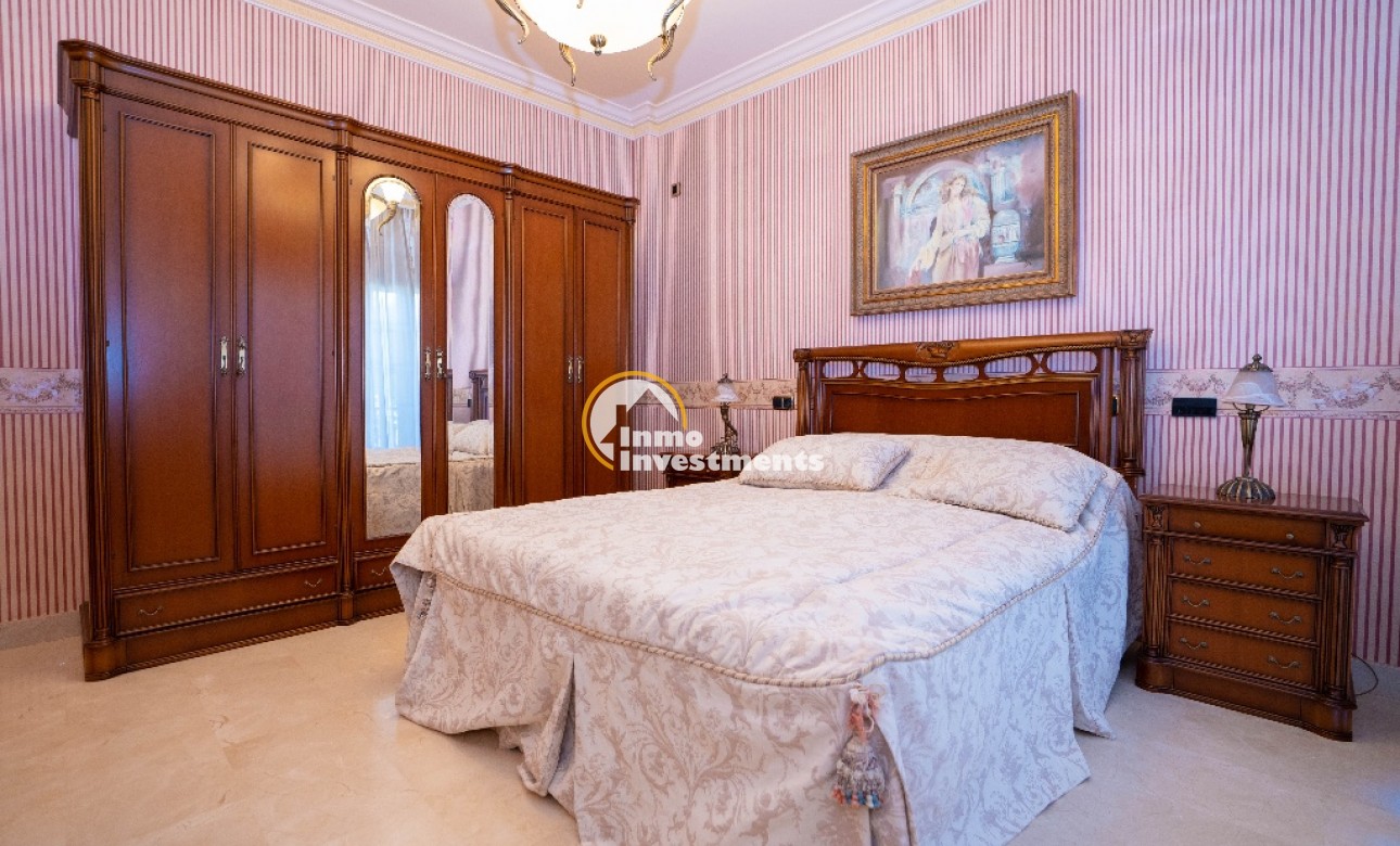 Resale - Villa - Campoamor - Campoamor beach