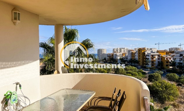 Resale - Apartment - Punta Prima - Beachside