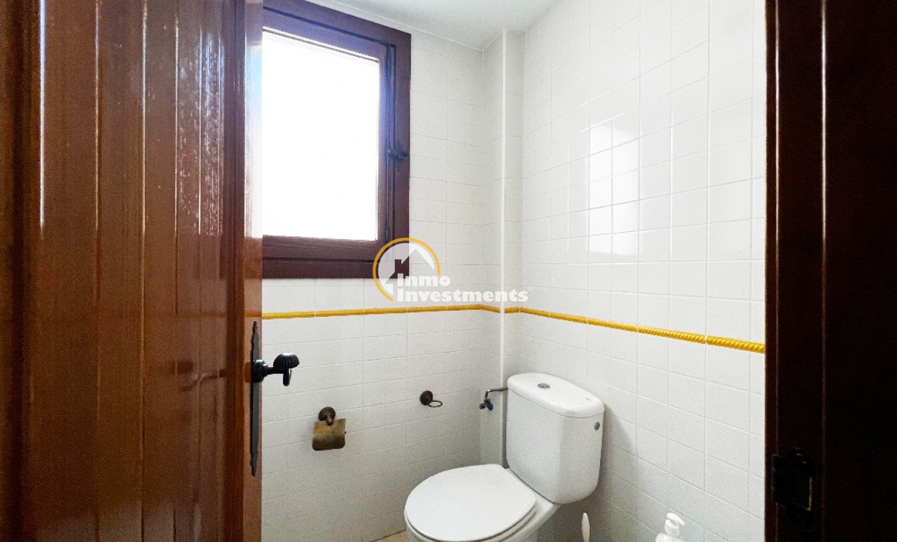 Resale - Apartment - Punta Prima - Beachside