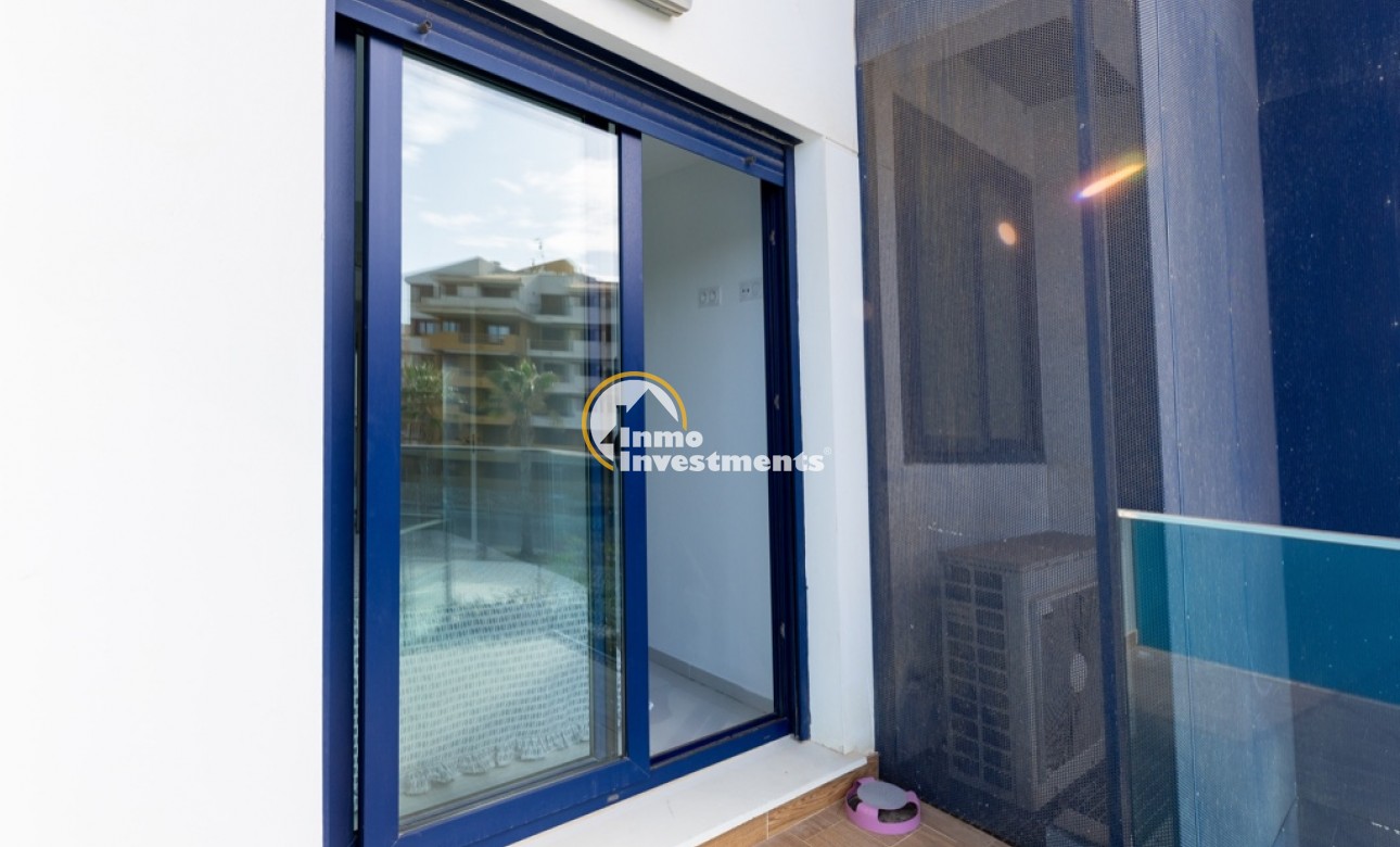 Resale - Apartment - Punta Prima - Beachside