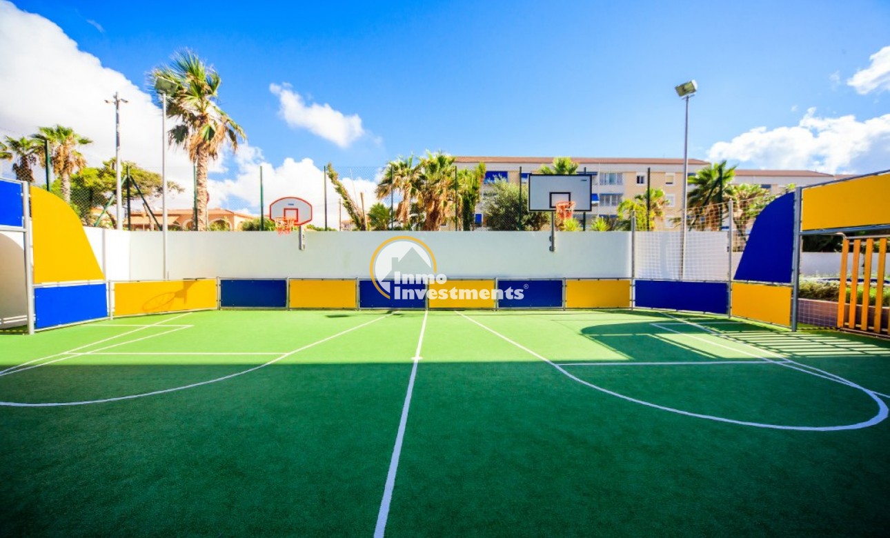 Resale - Apartment - Punta Prima - Beachside