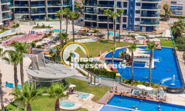 Resale - Apartment - Punta Prima - Beachside