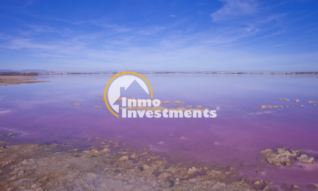 Resale - Villa - Los Altos