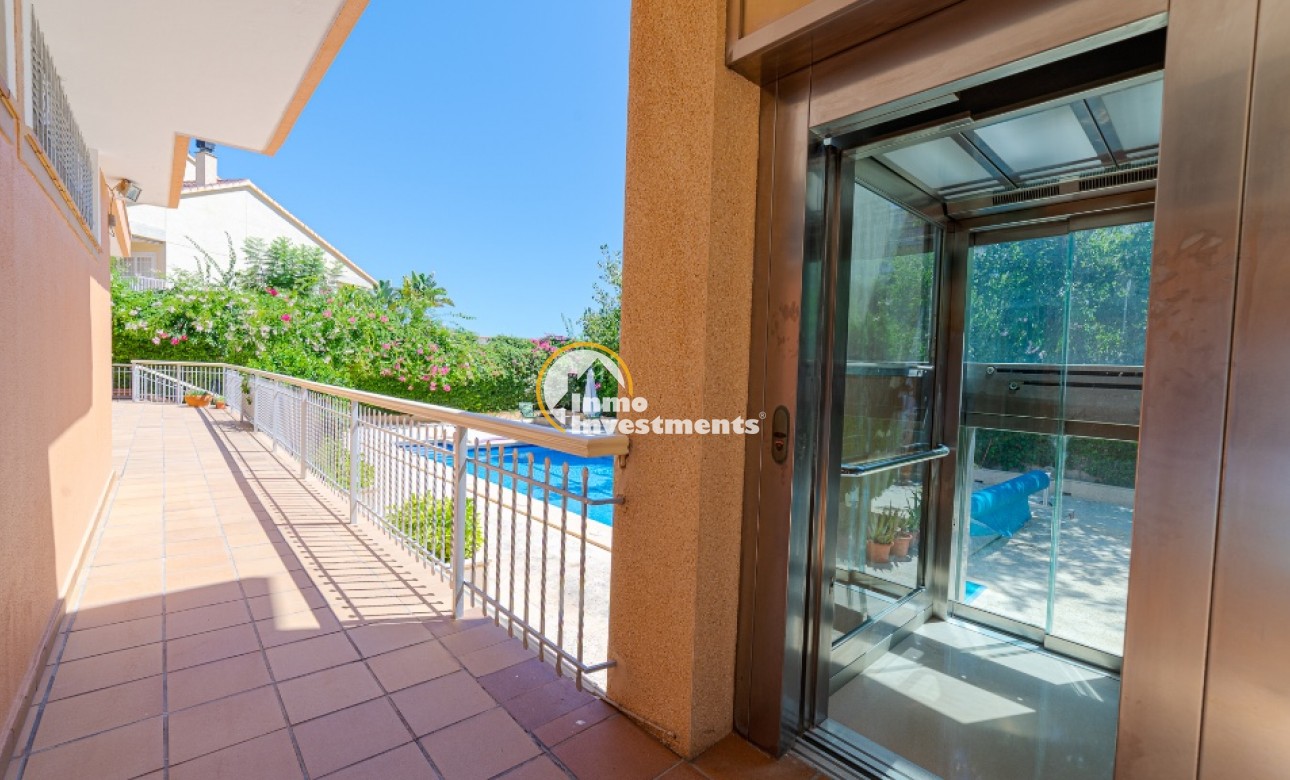Resale - Villa - Campoamor - Campoamor beach