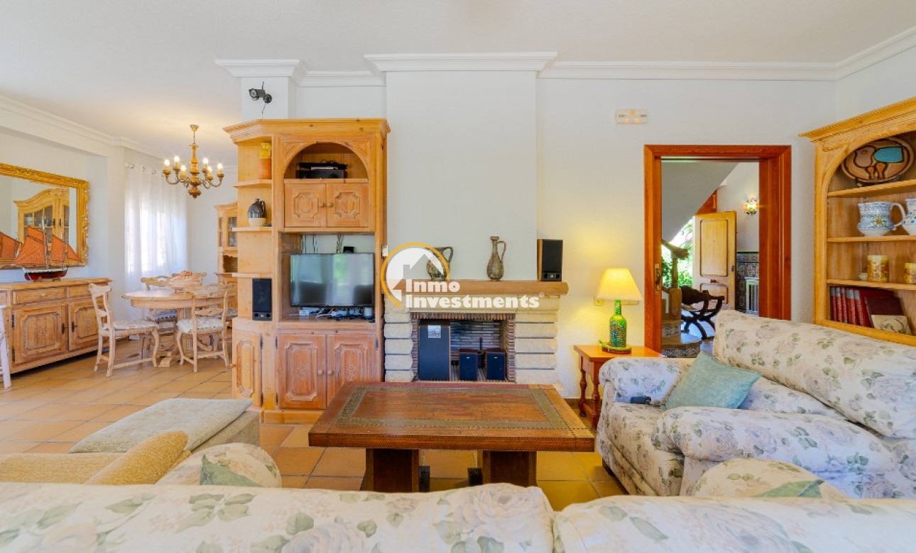 Resale - Villa - Campoamor - Campoamor beach