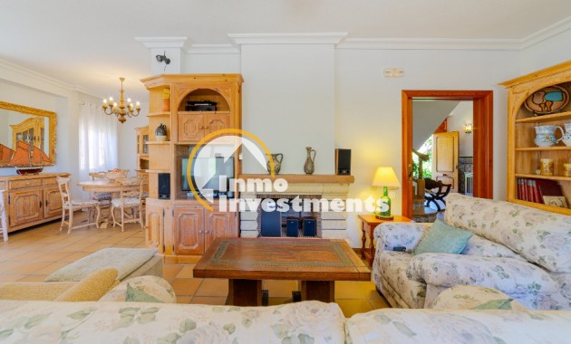 Resale - Villa - Campoamor - Campoamor beach