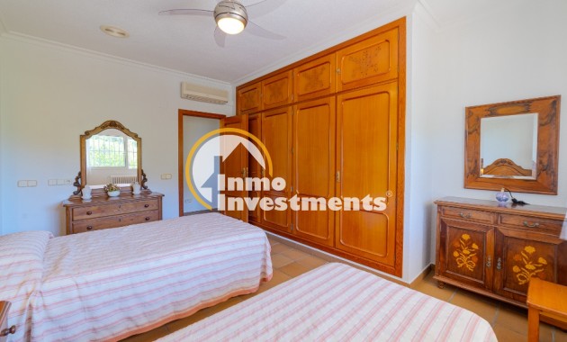 Resale - Villa - Campoamor - Campoamor beach