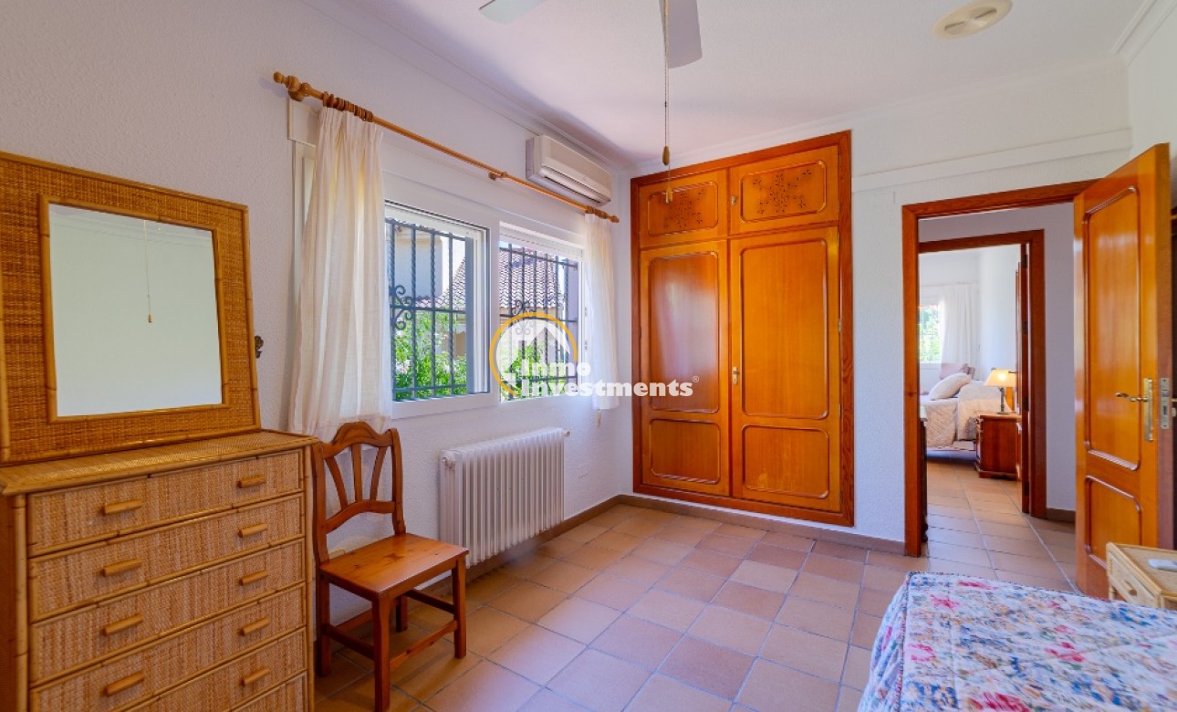 Resale - Villa - Campoamor - Campoamor beach