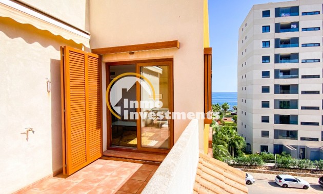 Resale - Apartment - Punta Prima - Beachside