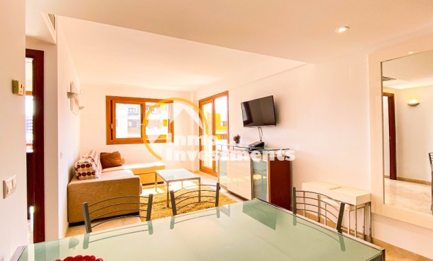 Resale - Apartment - Punta Prima - Beachside