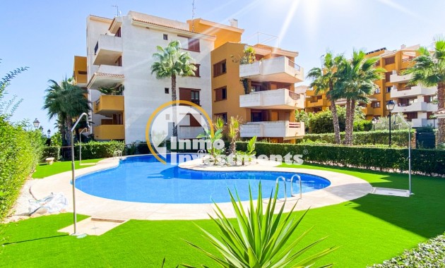 Resale - Apartment - Punta Prima - Beachside
