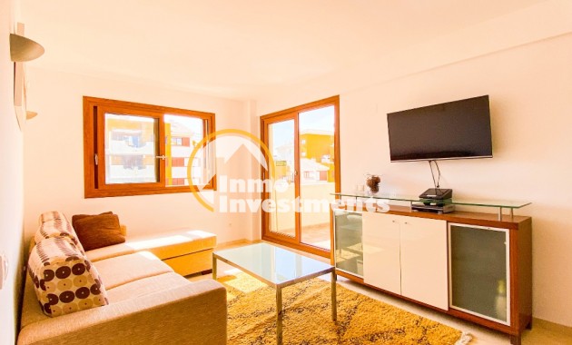 Resale - Apartment - Punta Prima - Beachside