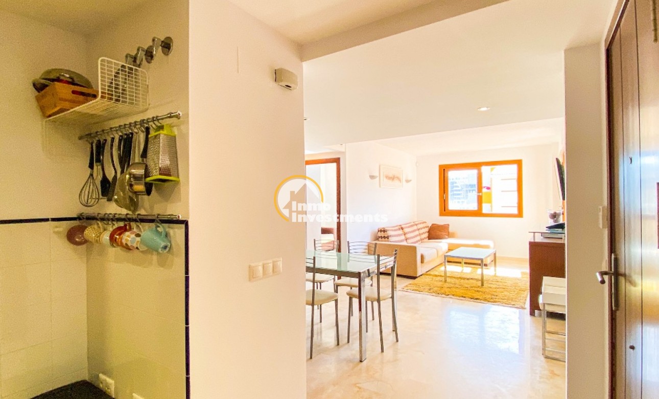 Resale - Apartment - Punta Prima - Beachside