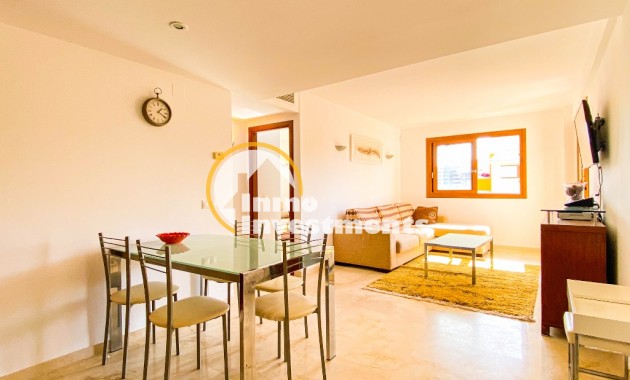 Resale - Apartment - Punta Prima - Beachside