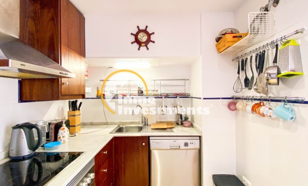 Resale - Apartment - Punta Prima - Beachside