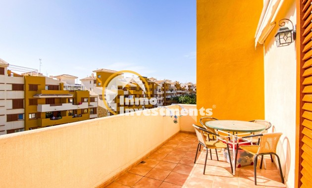 Resale - Apartment - Punta Prima - Beachside