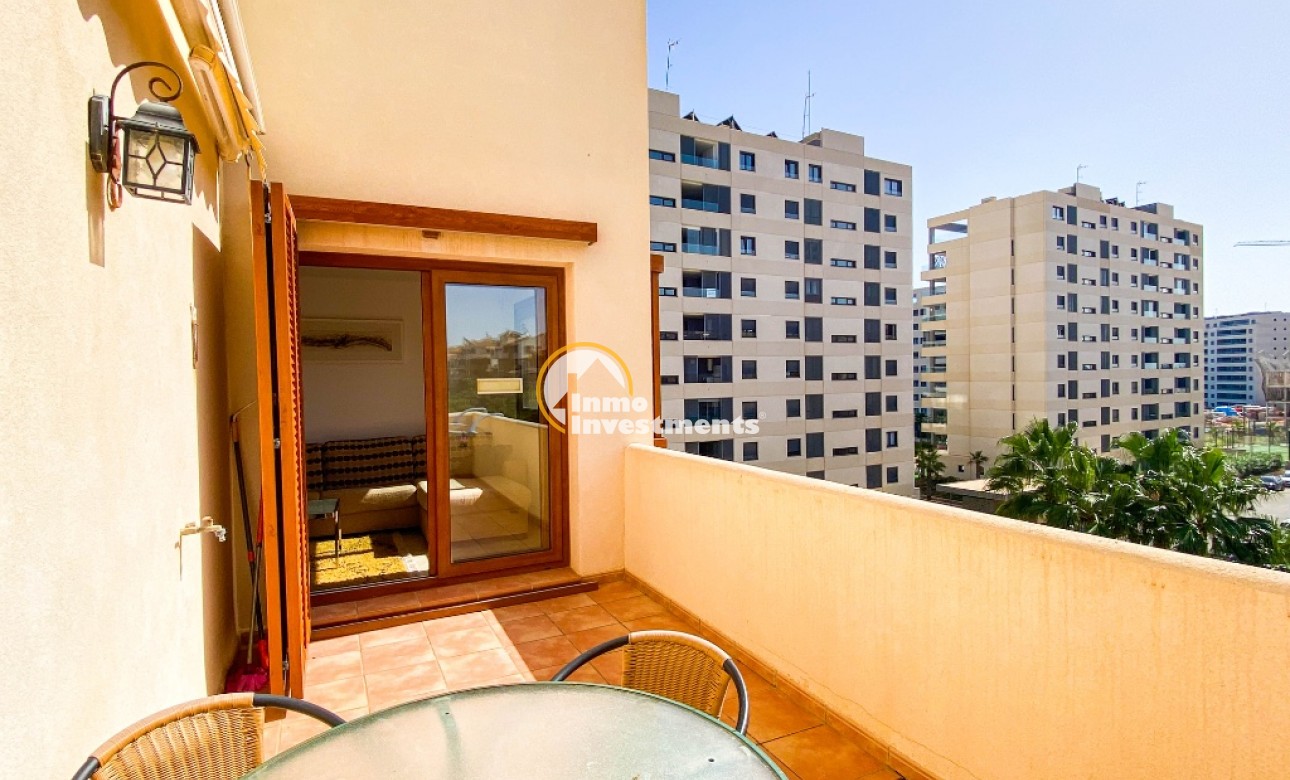 Resale - Apartment - Punta Prima - Beachside