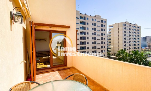 Resale - Apartment - Punta Prima - Beachside