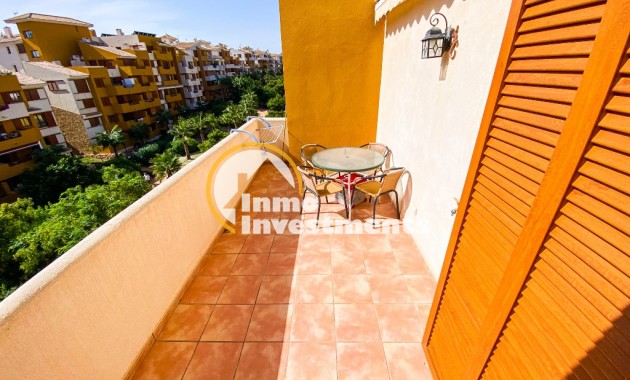 Resale - Apartment - Punta Prima - Beachside